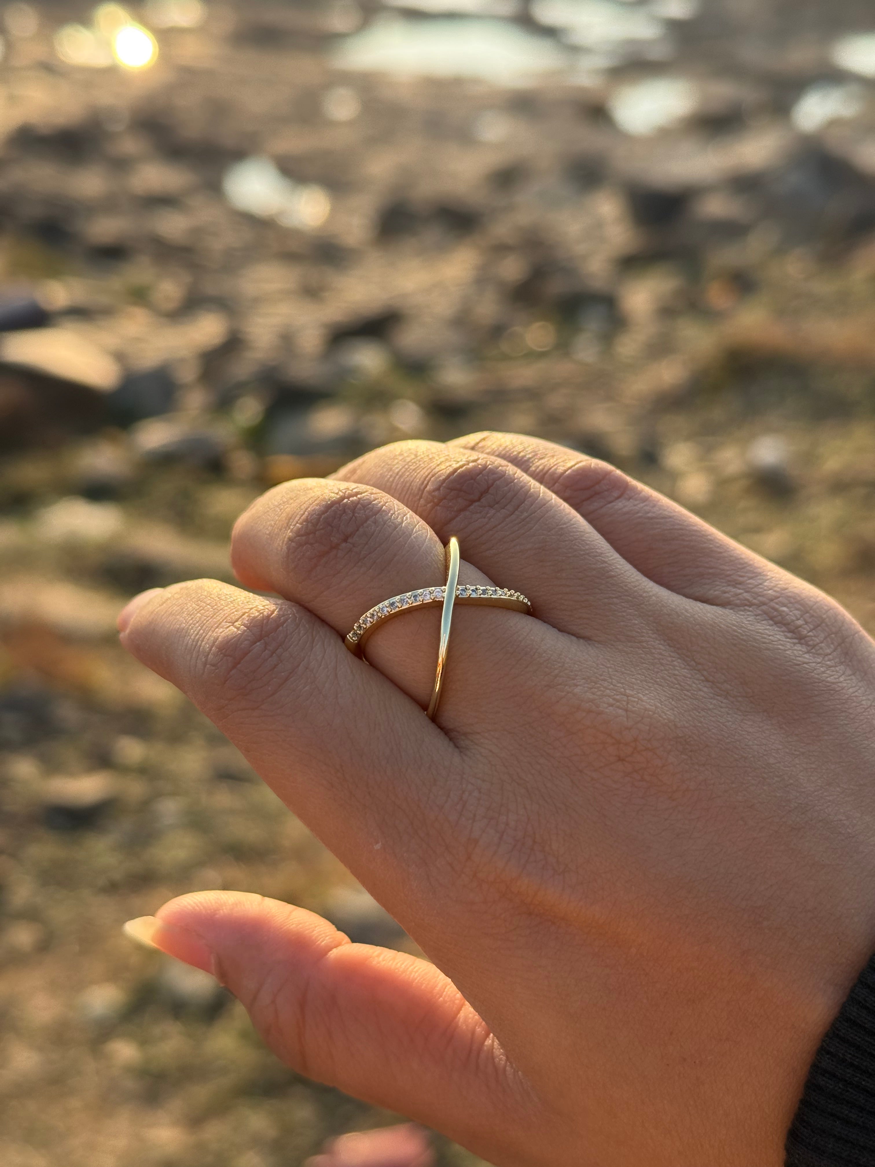 Criss Cross Ring