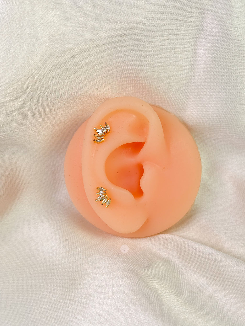 Crown Glow Ball Back Studs