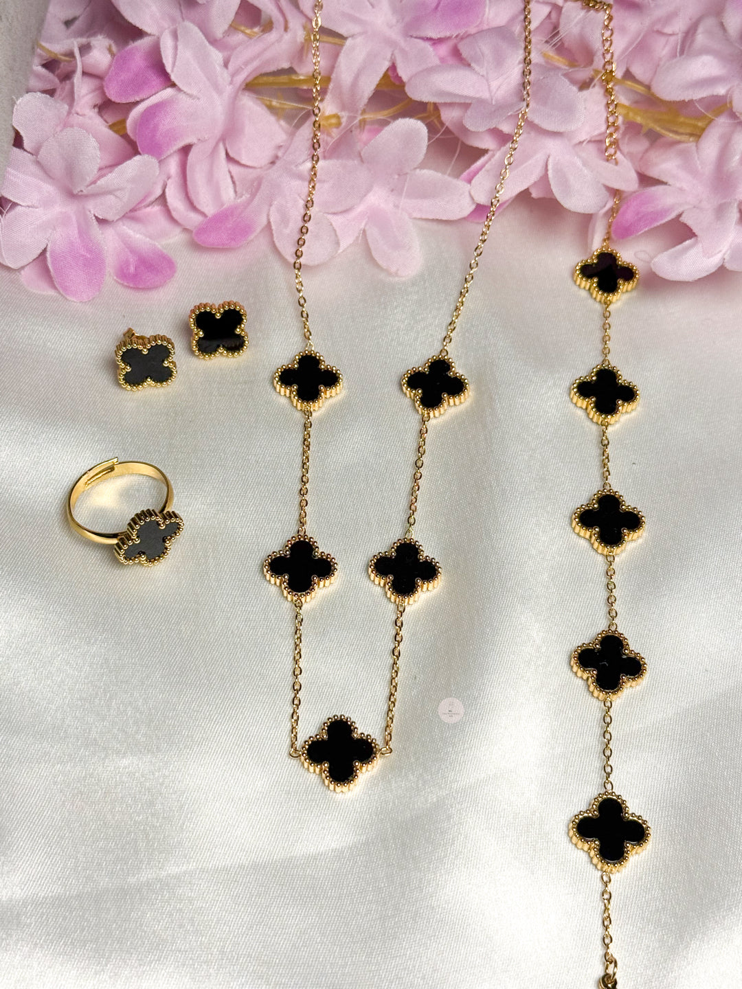 Black Clover Set
