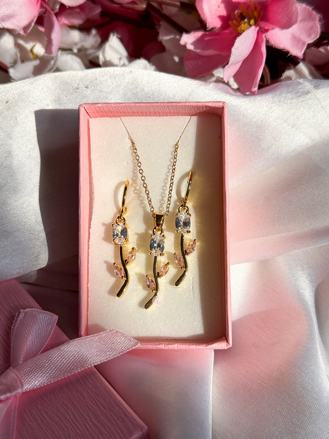White-Blush Pink Tulip Set